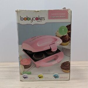 Babycakes Mini Cupcake Maker Nonstick Coated Pink CCM-50 Bake 4 Mini Cupcakes